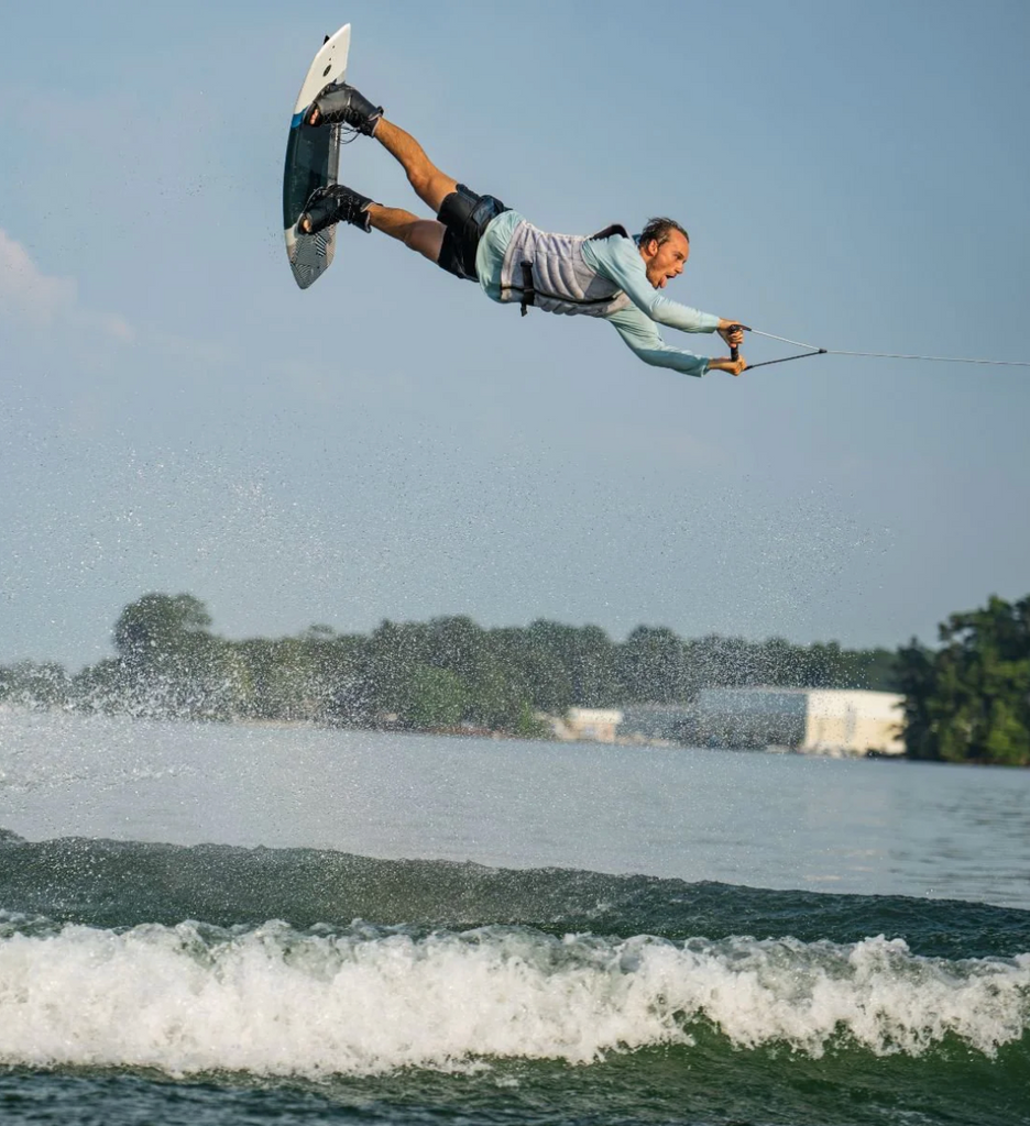 Hyperlite Motive Wakeboard