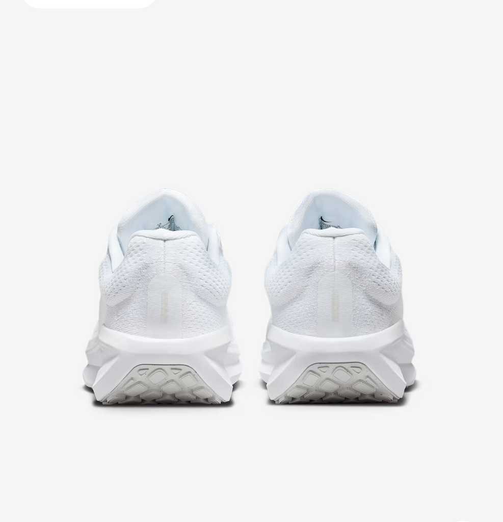 Nike Women's Air Winflo 11