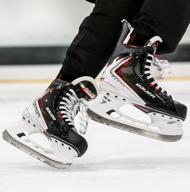 Bauer Vapor Fly30 Intermediate Hockey Skates