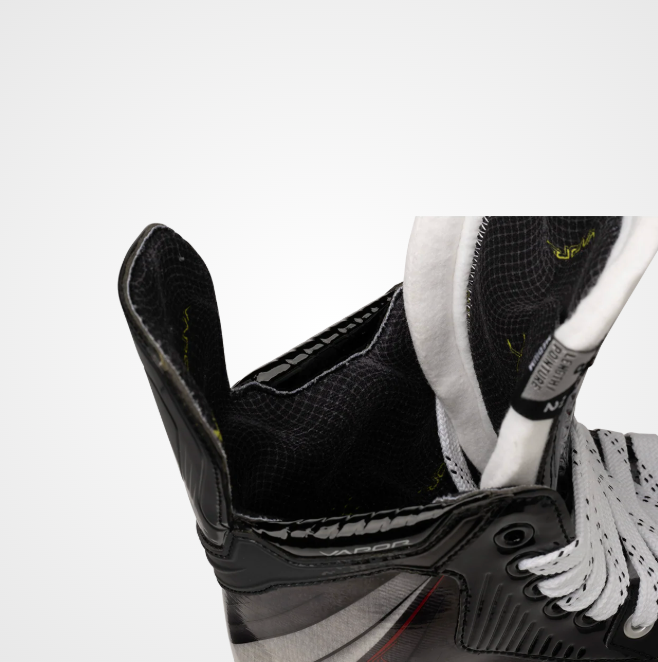 Bauer Vapor Fly 40 Intermediate Hockey Skates