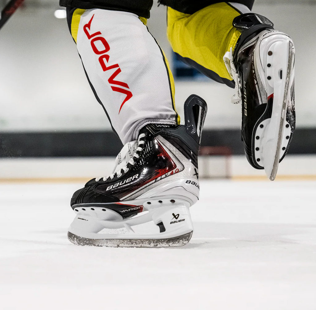 Bauer Vapor Fly 40 Intermediate Hockey Skates