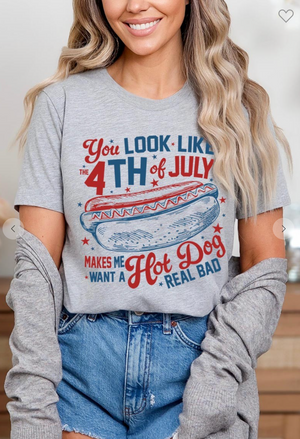 "Makes me want a hot dog real bad" Graphic Tee