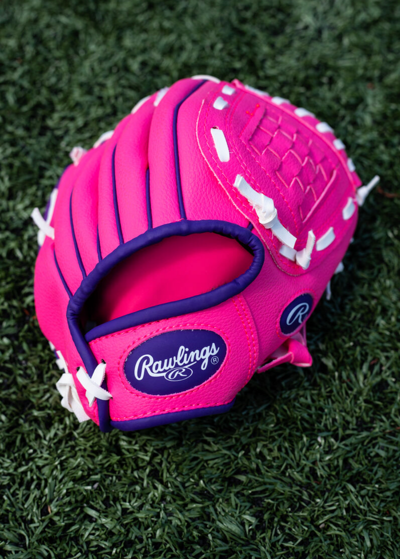 Rawlings Players Series 9 Inch Softball Glove and Soft Core Ball