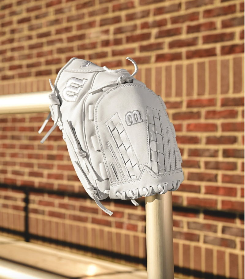 Wilson A1000 Outfield Fast Pitch 12.5 Inch Softball Glove