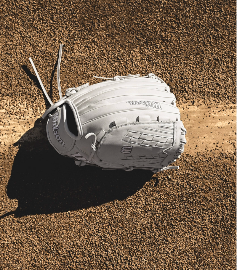 Wilson A1000 Outfield Fast Pitch 12.5 Inch Softball Glove