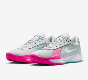 Nike Men's G.T. Cut Academy Basketball Shoes