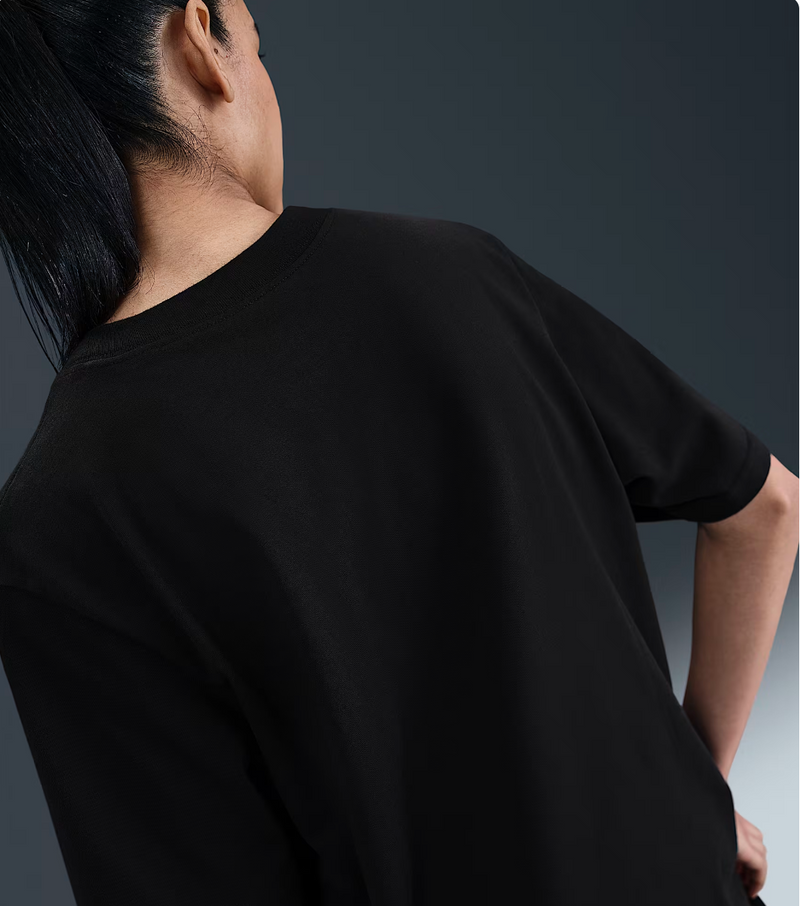 Nike Ladies Oversized Graphic Tee