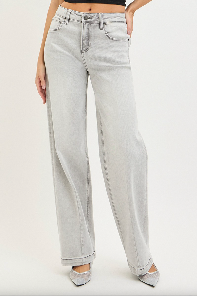 Risen Wide Leg Slouch Jeans