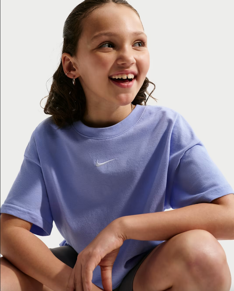 Nike Girls' Essential Boxy Tee