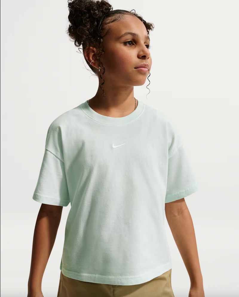 Nike Girls' Essential Boxy Tee