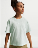 Nike Girls' Essential Boxy Tee