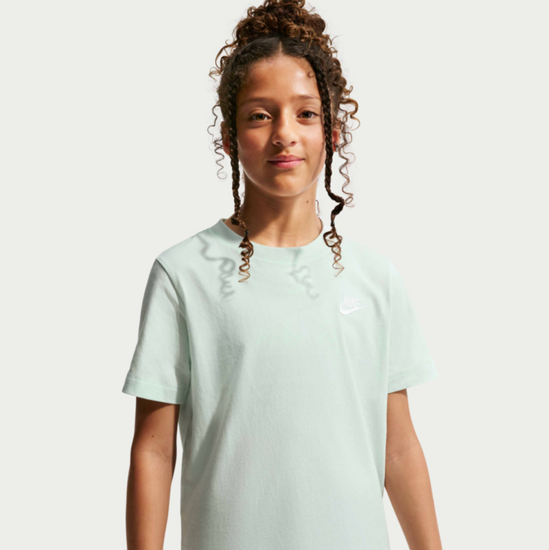 Nike Girls' Classic Tee
