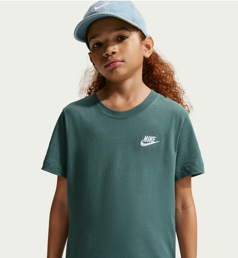 Nike Boys' Classic Tee