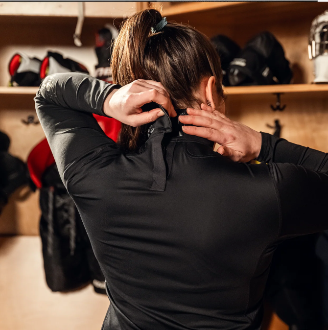 Bauer LS Cut-Resistant Neck Protect Base Layer Womens'